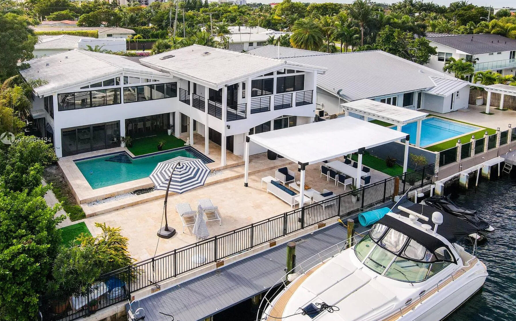 SOLD | 2.7m